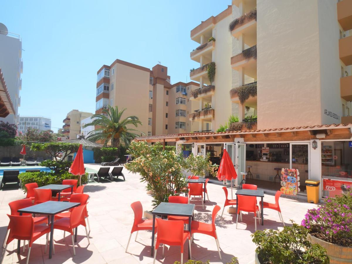 Apartamentos Arlanza - Only Adults Platja d'en Bossa Exterior foto